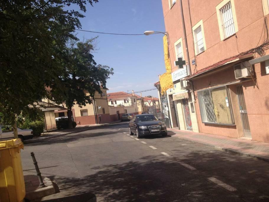 Apartamento Urgel 马德里 外观 照片